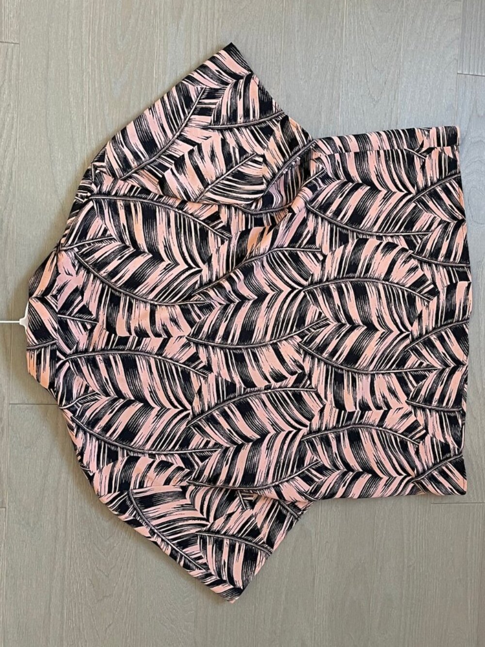 Patterned Topshop Button-Down Blouse - Picture 2 of 4